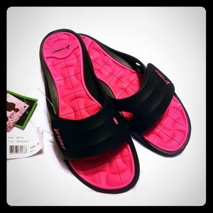 SOLD!🌺Brand New🌺 Rider Sandals